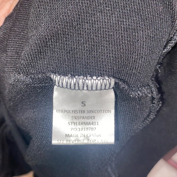 pink lily, oversized, black sweater, balloon sleeves, NWOT size small - Picture 4 of 9